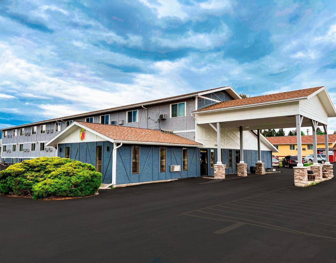 Super 8 By Wyndham Missoula/Brooks Street Hotell Exteriör bild