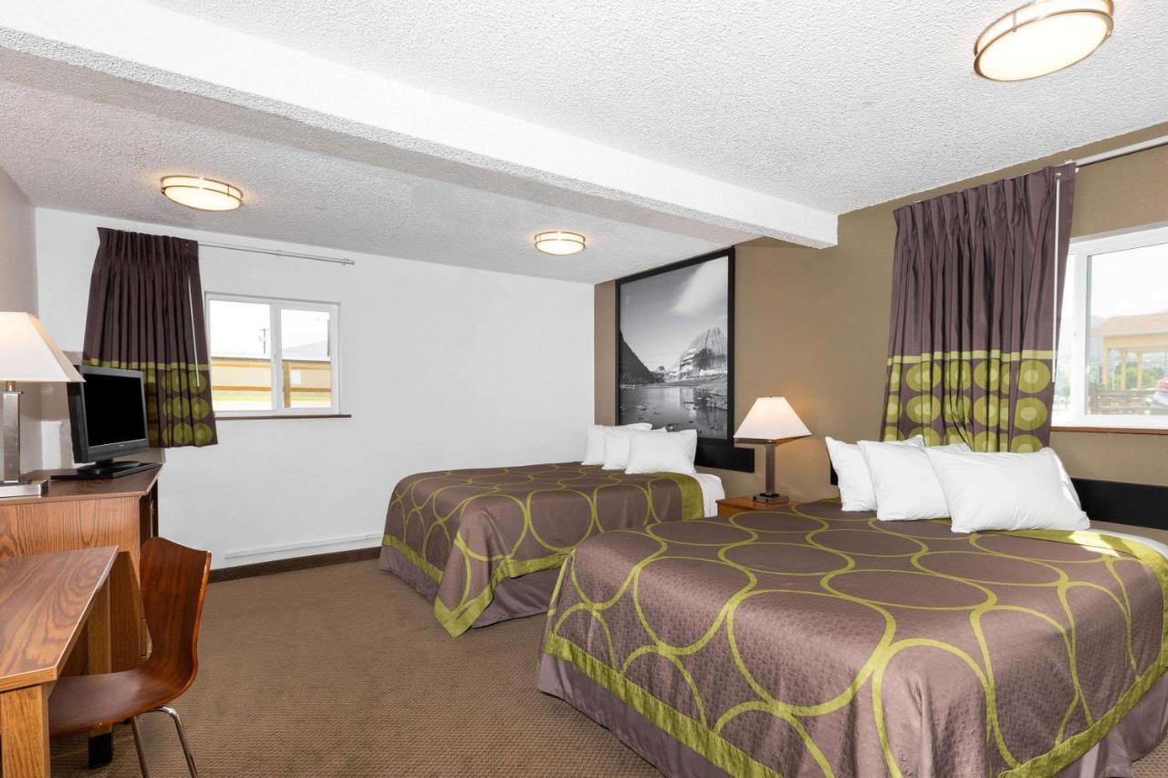 Super 8 By Wyndham Missoula/Brooks Street Hotell Exteriör bild